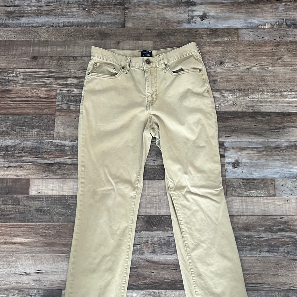 Gap Khakis slim stretch 30x32